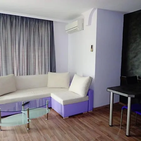 Solaris Aparthotel 3*